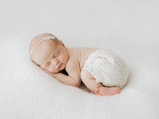 Luxury Newborn Photographer in Epsom