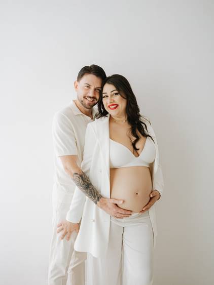 Luxury Maternity Photographer in Reigate: Is It Worth It?